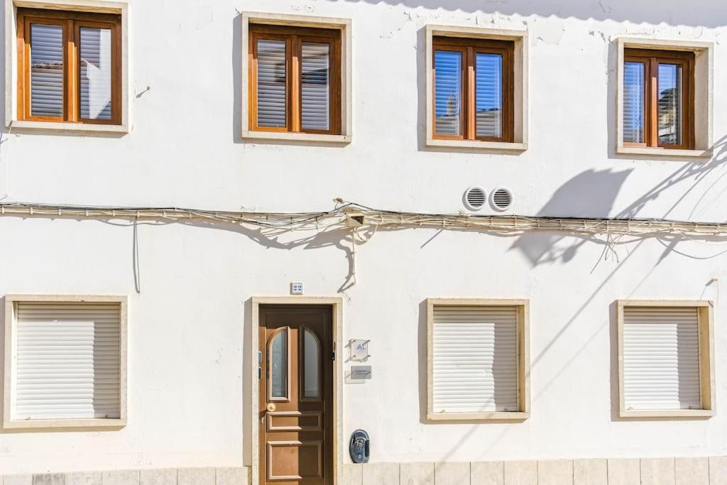 Summer Breeze Apartment, In The Historic Centre Of Lagos Exteriör bild