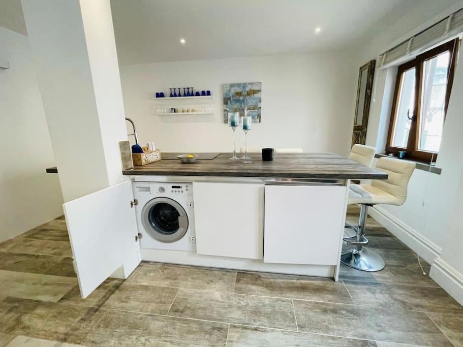 Summer Breeze Apartment, In The Historic Centre Of Lagos Exteriör bild